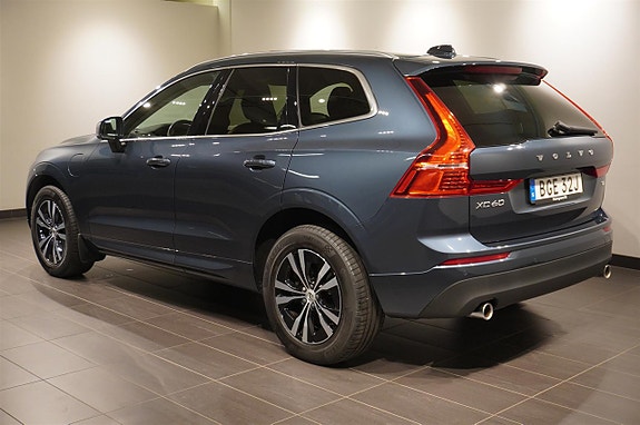 Volvo XC60 3 of 18