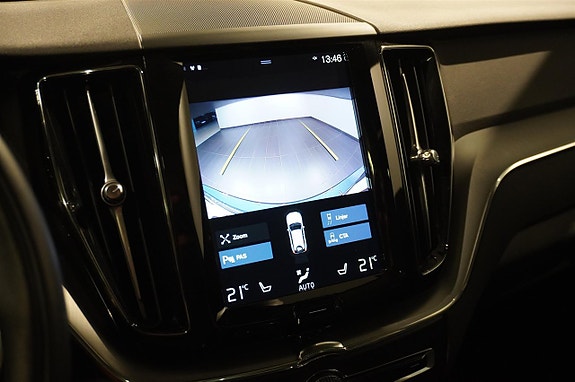 Volvo XC60 12 of 18