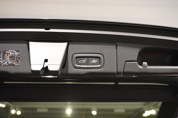 Volvo XC60 16 of 18