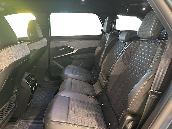 Peugeot 5008 13 of 23
