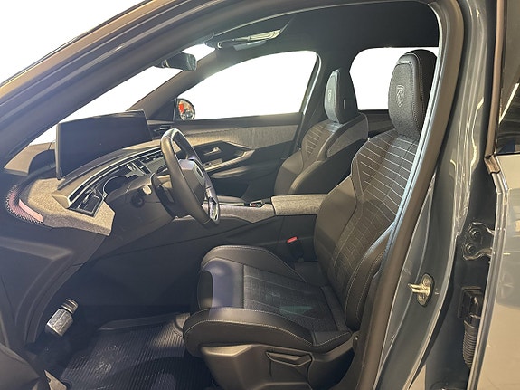 Peugeot 5008 7 of 23