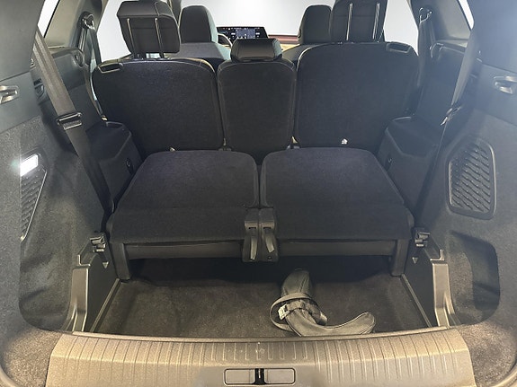 Peugeot 5008 14 of 23