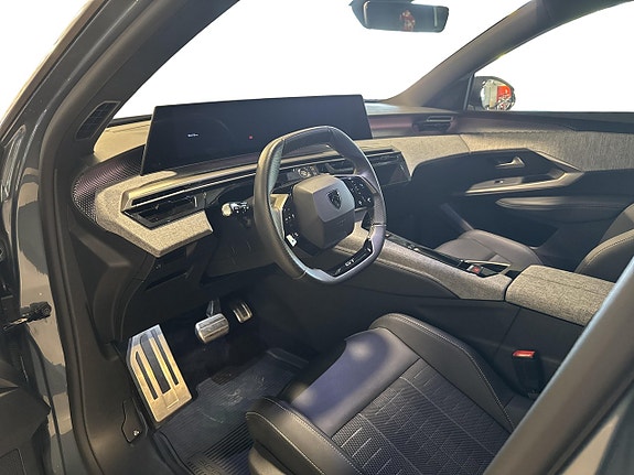 Peugeot 5008 8 of 23