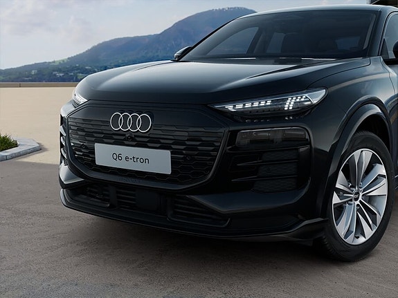 Audi Q6 e-tron 3 of 11