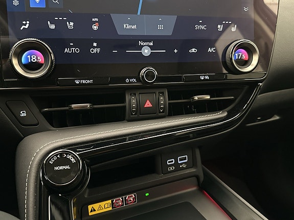 Lexus NX450h+ 30 of 30