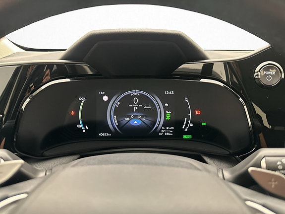 Lexus NX450h+ 17 of 30