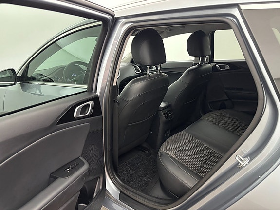Kia Ceed 14 of 25