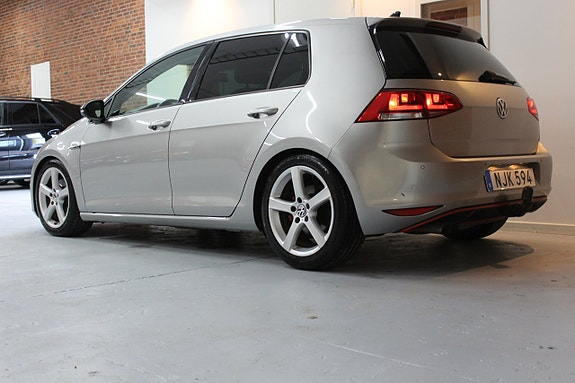 Volkswagen Golf I 3 of 18