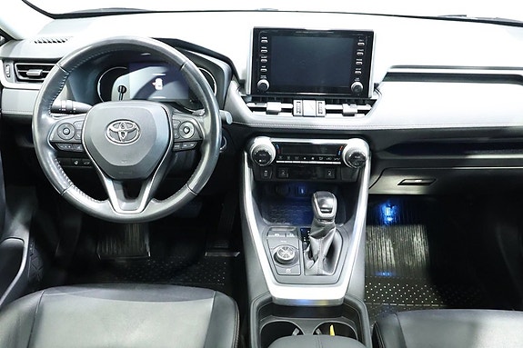 Toyota RAV4 13 of 19