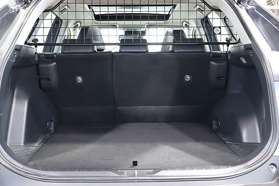 Toyota RAV4 16 of 19