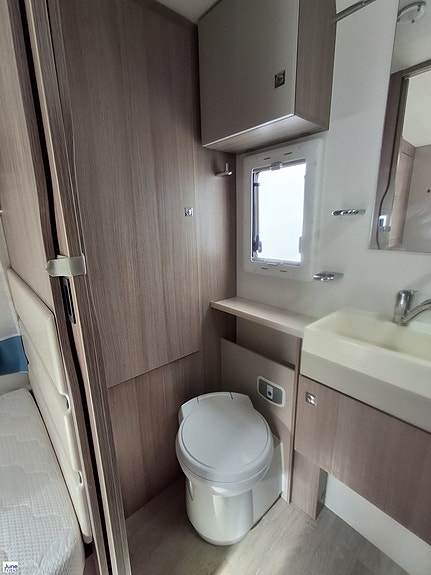 Chausson 737 FLASH FORD M17 14 of 21