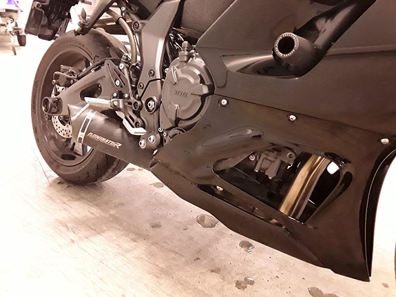 Yamaha YZF-R7 3 of 3
