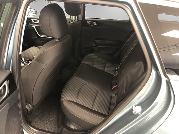 Kia Ceed 9 of 14