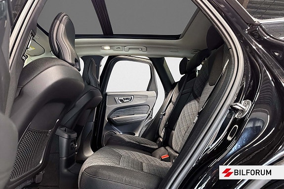 Volvo XC60 12 of 19