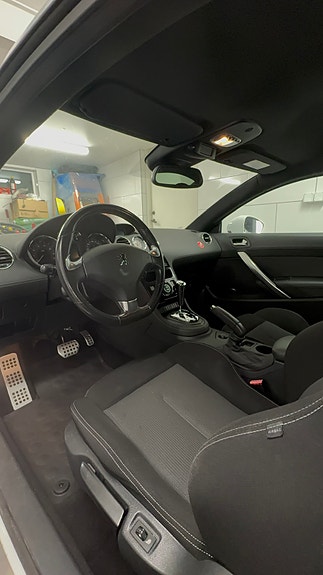 Peugeot RCZ 4 of 11