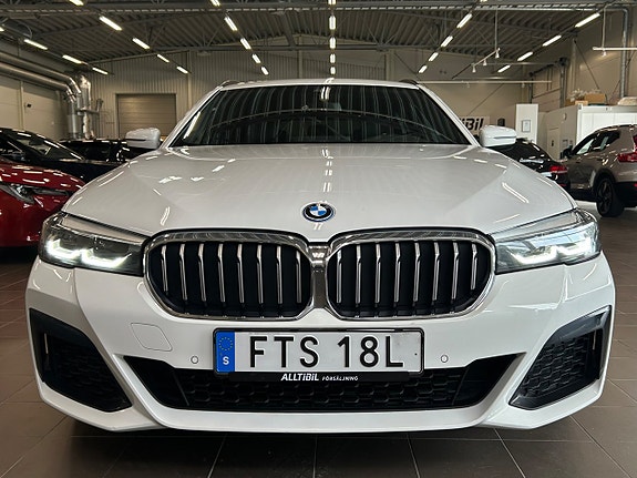 BMW 530e 10 of 30