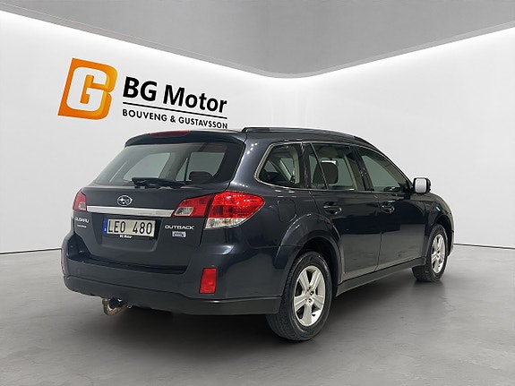 Subaru Outback 4 of 18