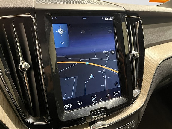 Volvo XC60 18 of 21