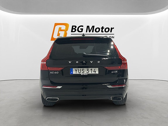 Volvo XC60 5 of 21
