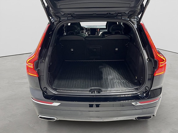 Volvo XC60 12 of 21