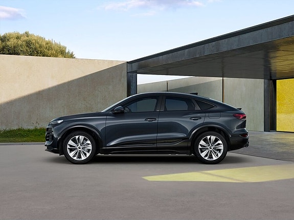 Audi Q6 e-tron 5 of 11