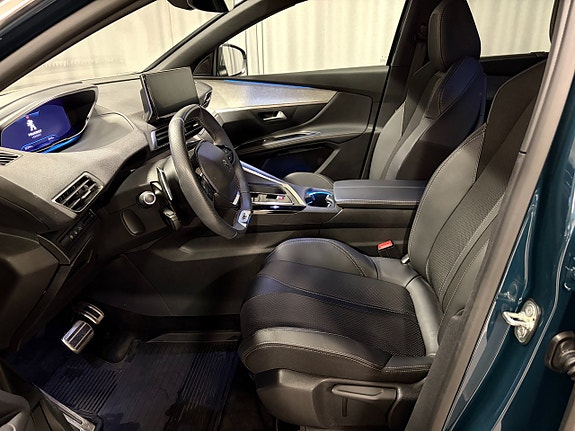 Peugeot 5008 8 of 18