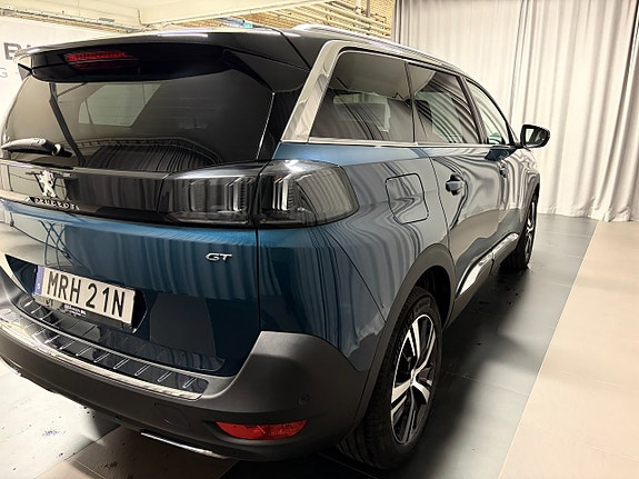 Peugeot 5008 4 of 18