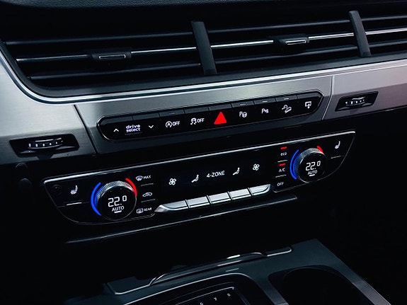 Audi Q7 16 of 26