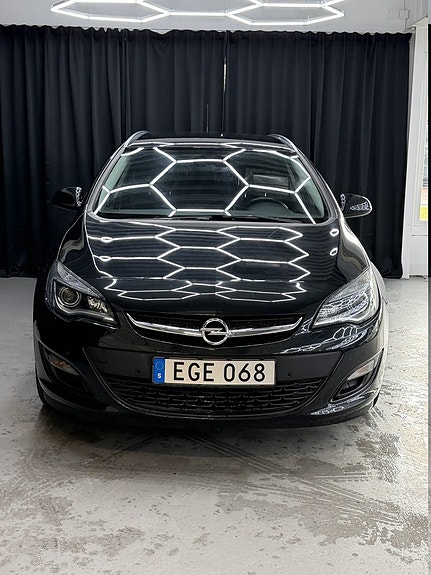 Opel Astra 11 of 14