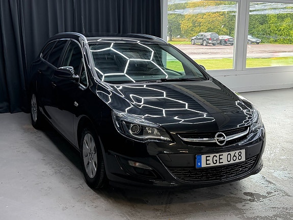 Opel Astra 2 of 14