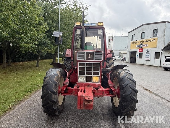 Traktor International 956 XL 2 of 6