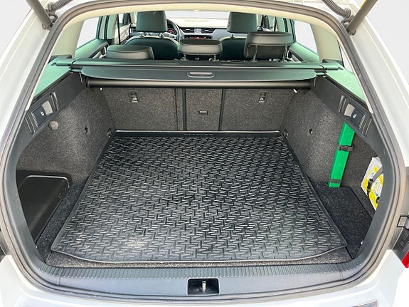 Skoda Octavia Scout 15 of 16