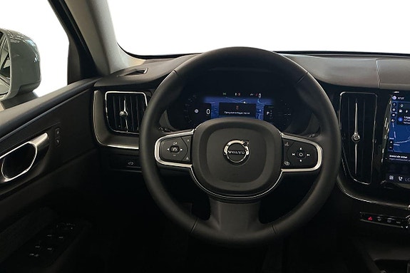 Volvo XC60 22 of 30