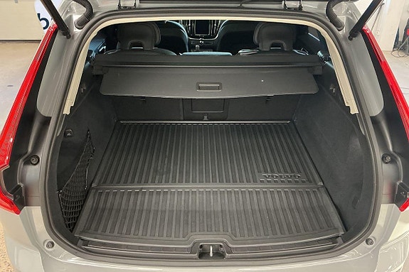 Volvo XC60 25 of 30