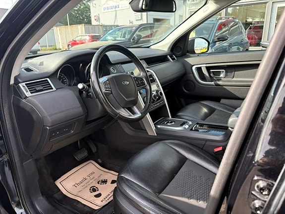 Land Rover Discovery Sport 5 of 6