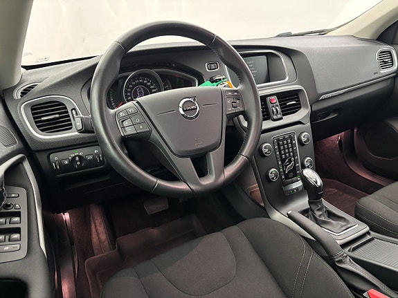 Volvo V40 Cross Country 18 of 21