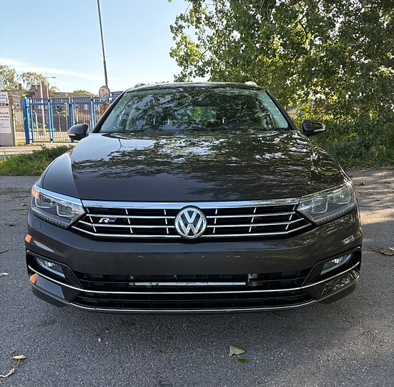 Volkswagen Passat 5 of 11