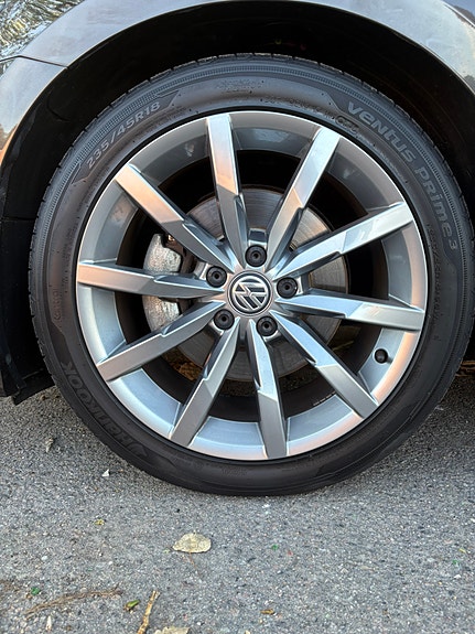 Volkswagen Passat 7 of 11