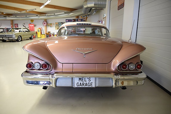 Chevrolet Impala 7 of 30