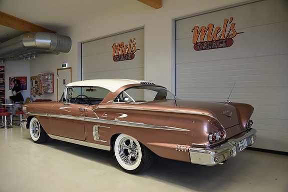 Chevrolet Impala 6 of 30
