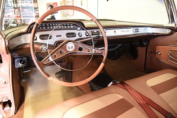 Chevrolet Impala 25 of 30