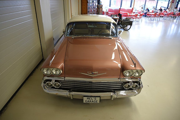 Chevrolet Impala 15 of 30