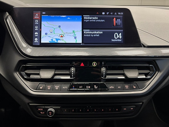 BMW 118i 19 of 23