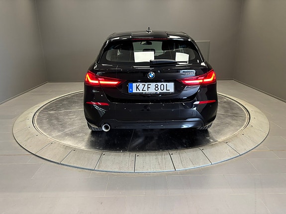 BMW 118i 4 of 23