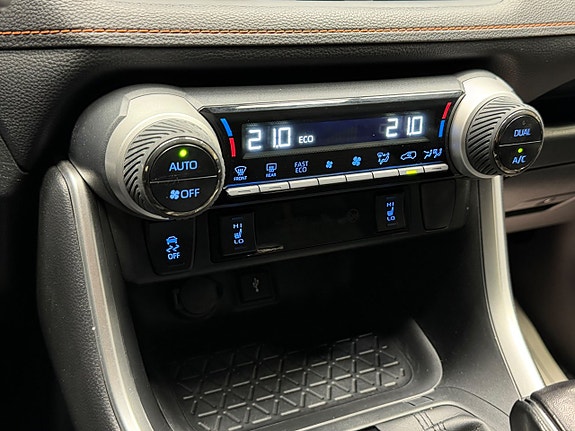 Toyota RAV4 20 of 26