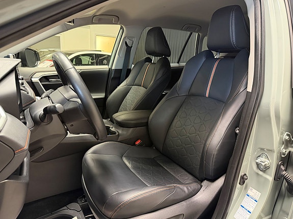 Toyota RAV4 19 of 26