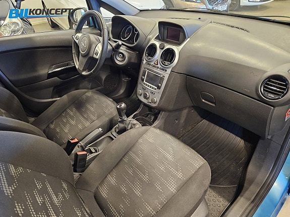 Opel Corsa 9 of 16