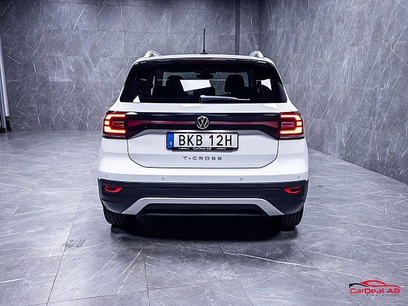 Volkswagen T-Cross 6 of 26