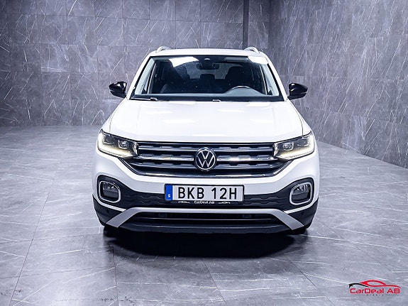 Volkswagen T-Cross 2 of 26