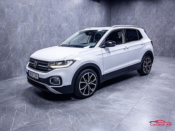 Volkswagen T-Cross 3 of 26